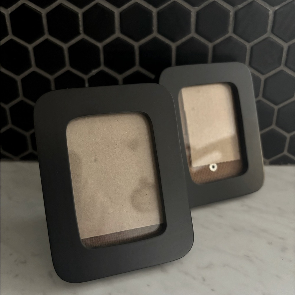Picture Frames (Set of 2)